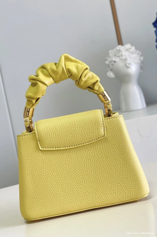 Official oldcobbler LOUIS MINI CAPUCINES VUITTON 0807